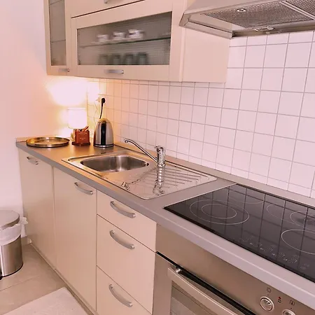 Layal فيلة بيهاتش